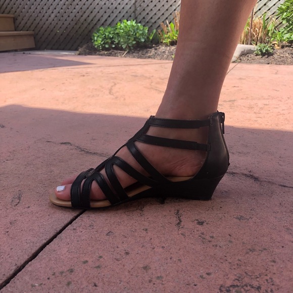 Black Sandals - Picture 2 of 5